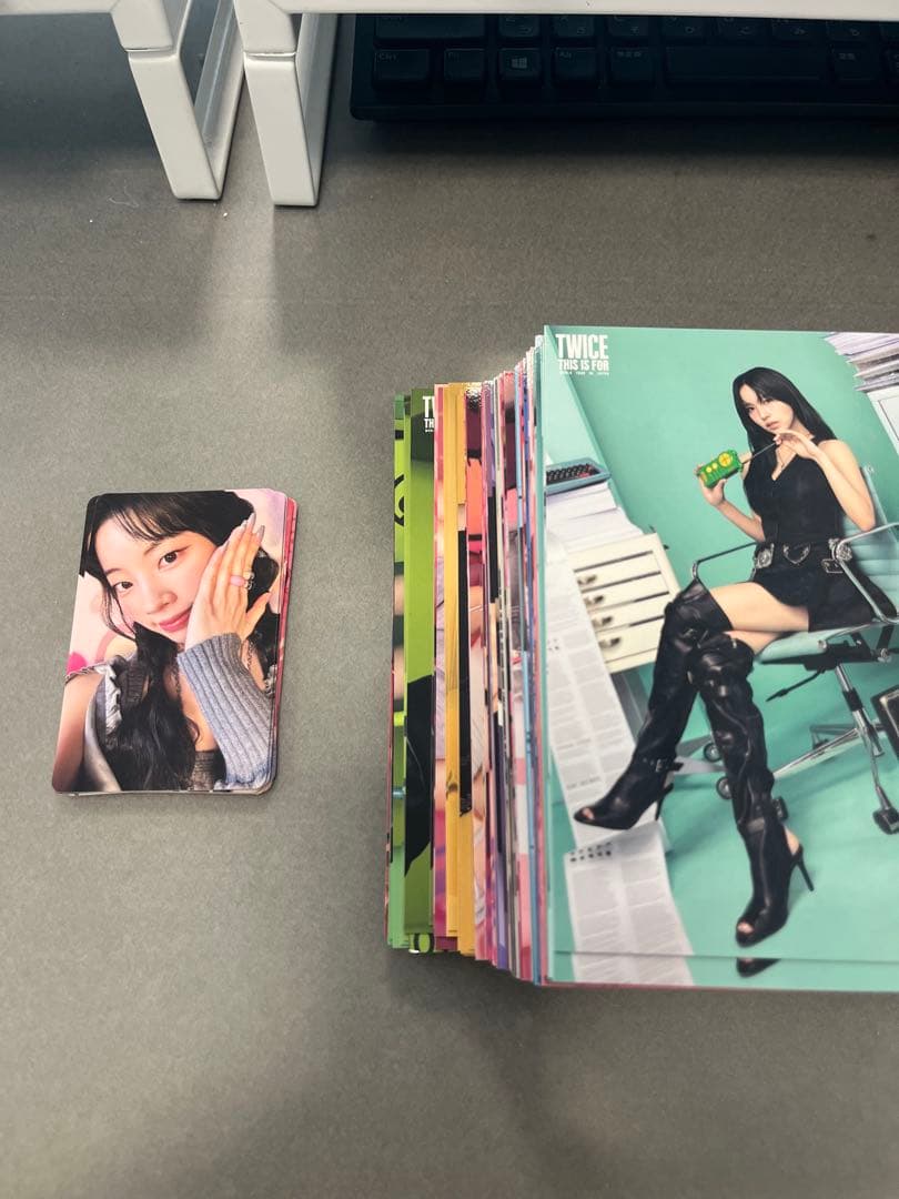 TWICEランダムトレーディングカード