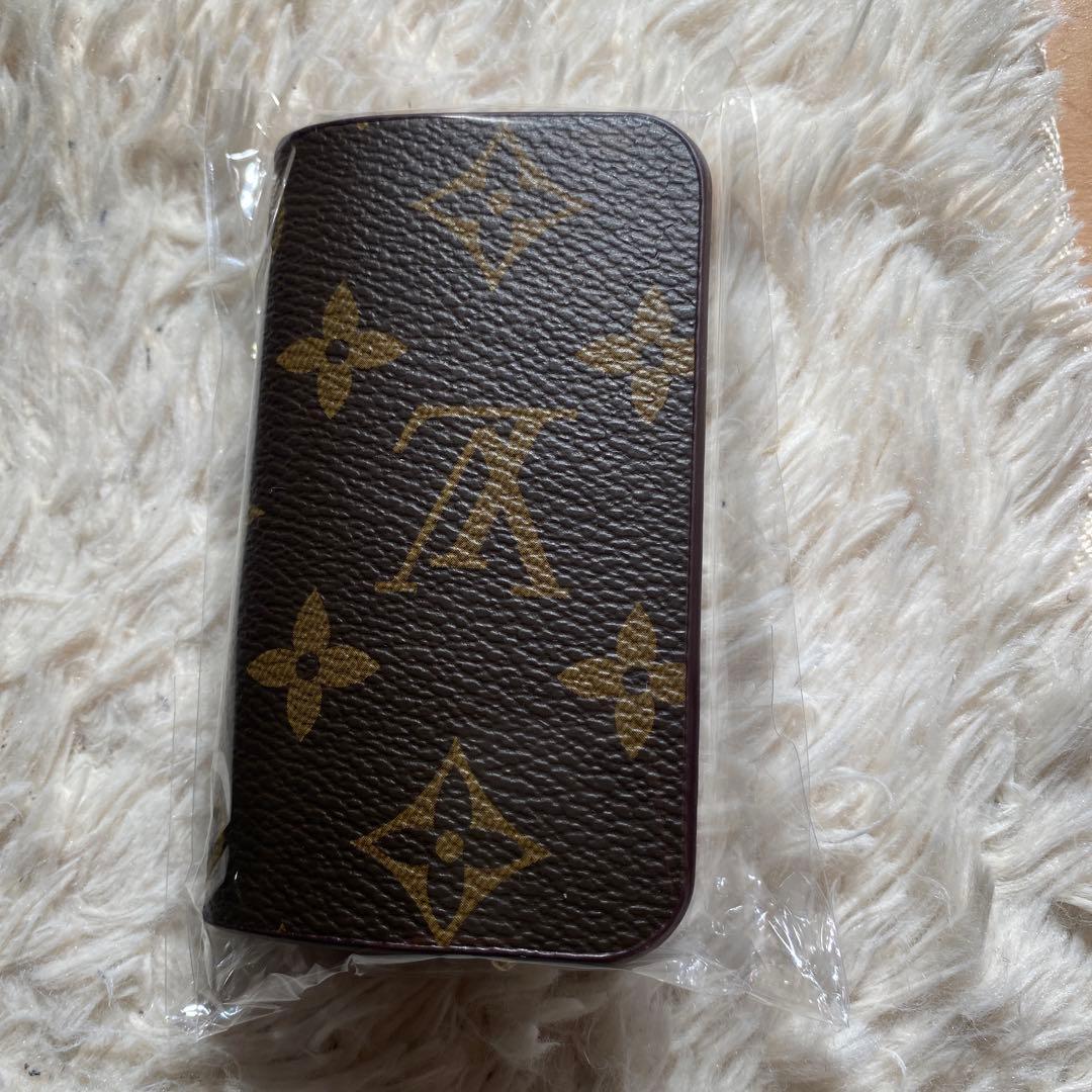 ルイヴィトン　スマートキーケース