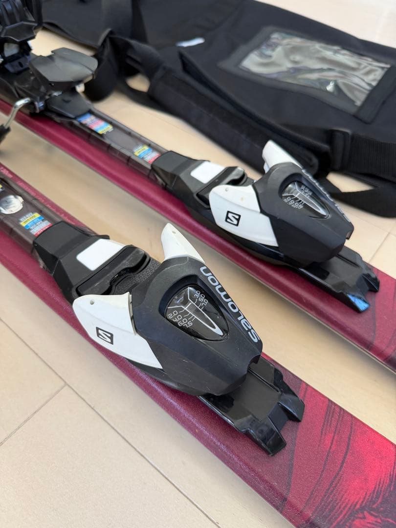 サロモン　スキー板　QSTLUX Jr M 130センチ　スキーケース付き