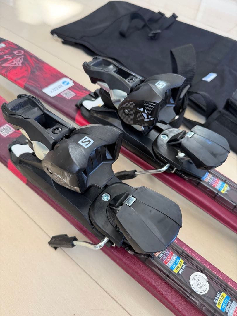 サロモン　スキー板　QSTLUX Jr M 130センチ　スキーケース付き