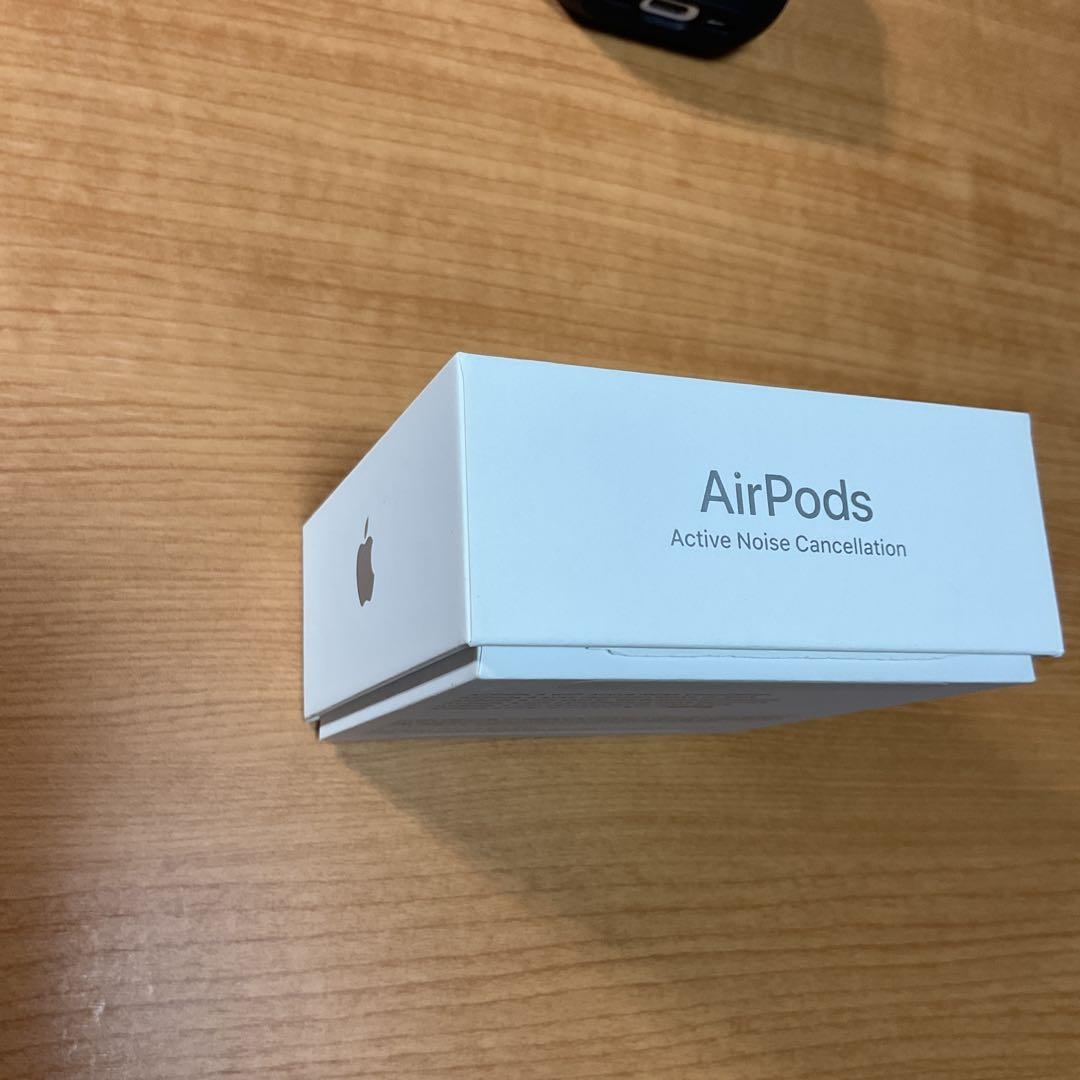 Apple AirPods 4 アクティブノイズ キャンセリング搭載