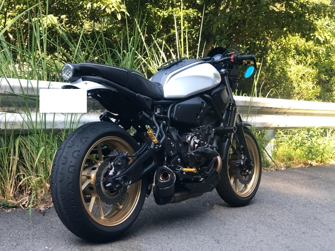 バイク フェアリングサイドパネル マットブラック