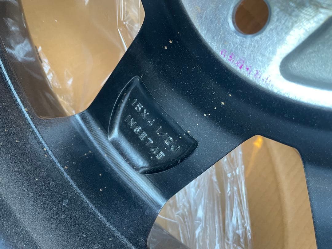 じょん ダイハツ タフト 純正ホイール（新品外し） 15インチ