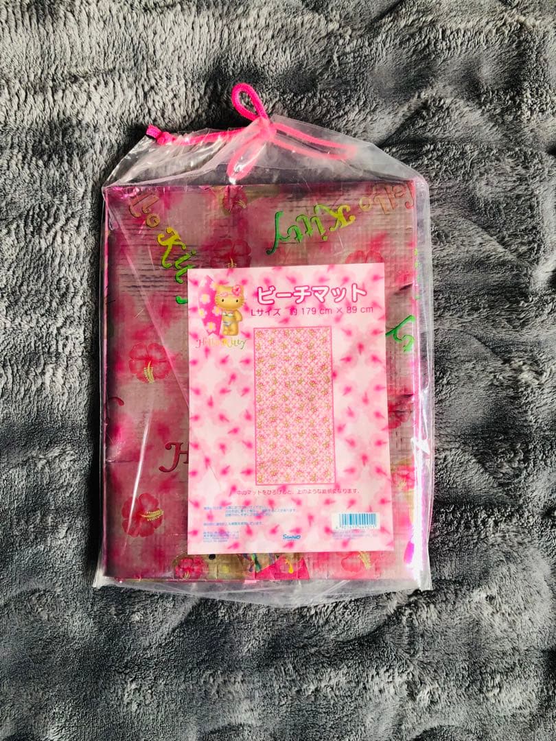 サンリオ　ハローキティ　バスタオル　ビーチボール　ビーチマット　ナップサック