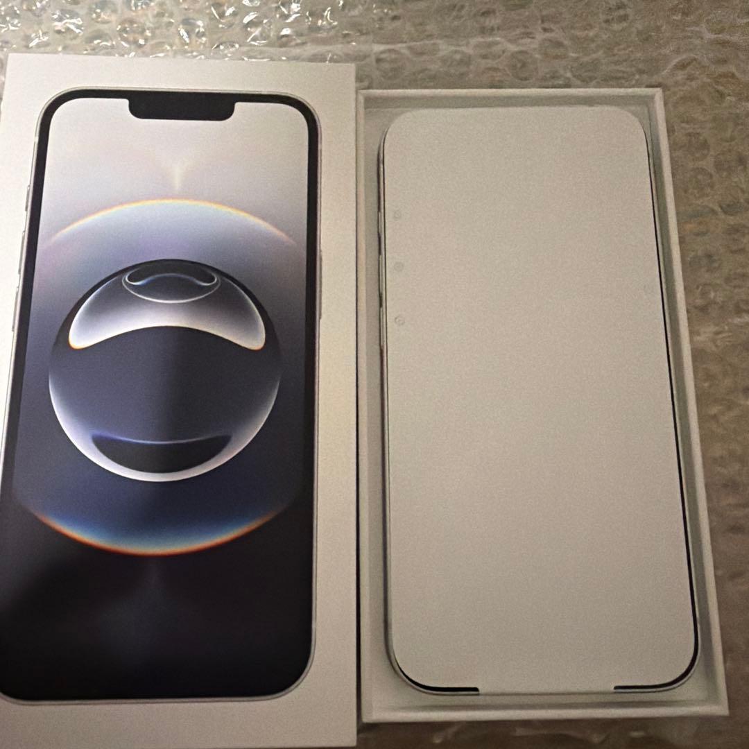 iPhone16e 128GB ホワイト