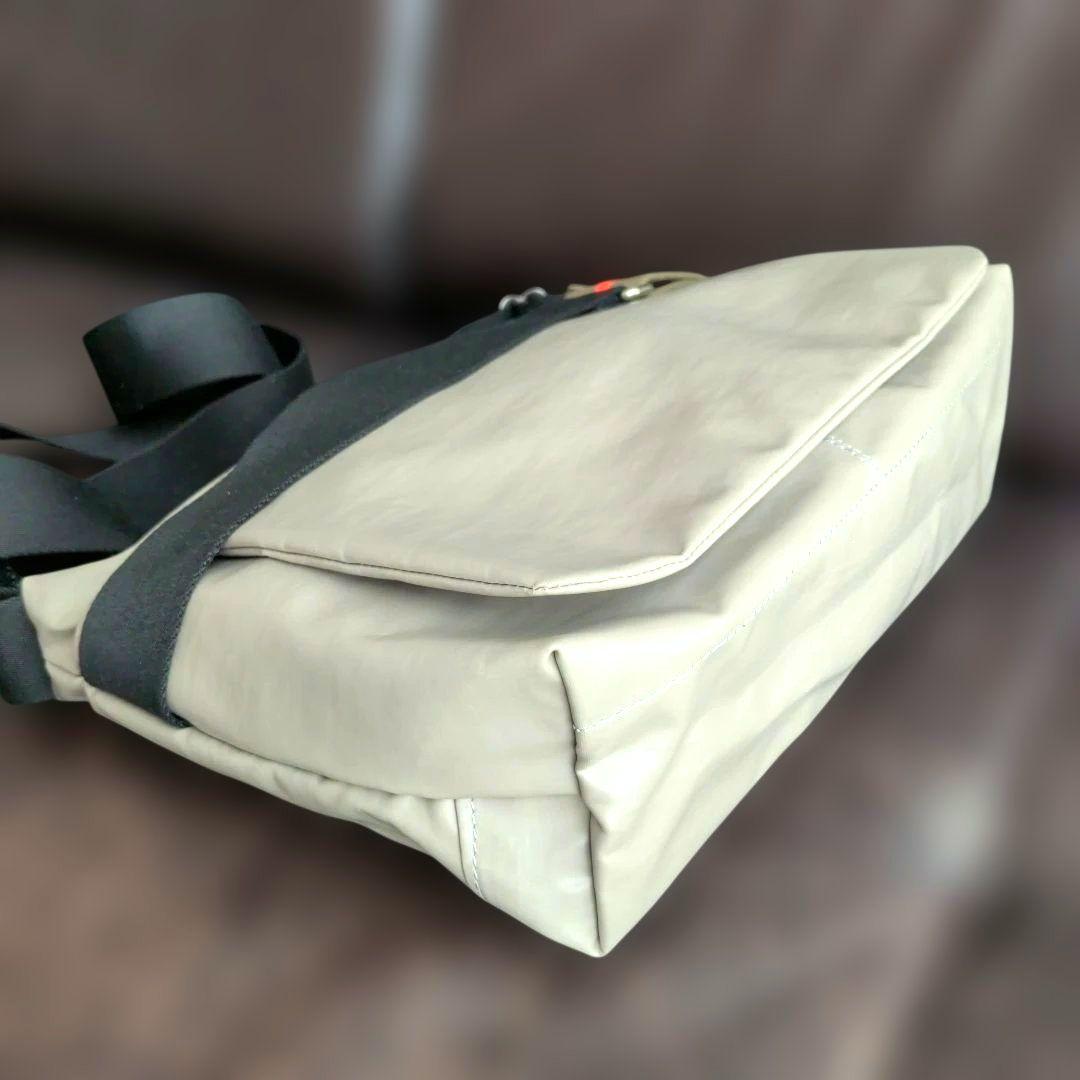 Jack Gomme グレー ナイロン ショルダーバッグ サコッシュ 軽量