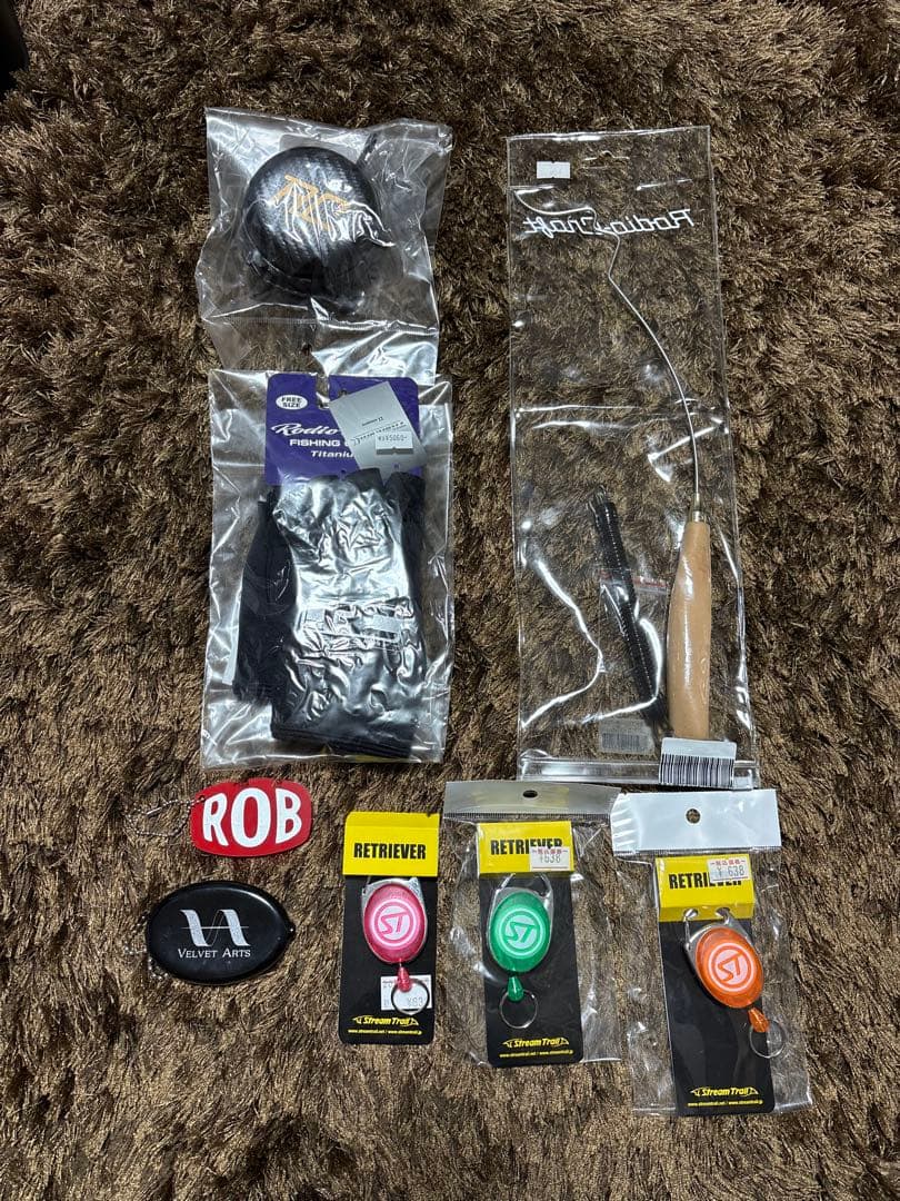 ロデオクラフト リリーサー&グローブ&リーダーポーチ トラウトグッツ8点セット