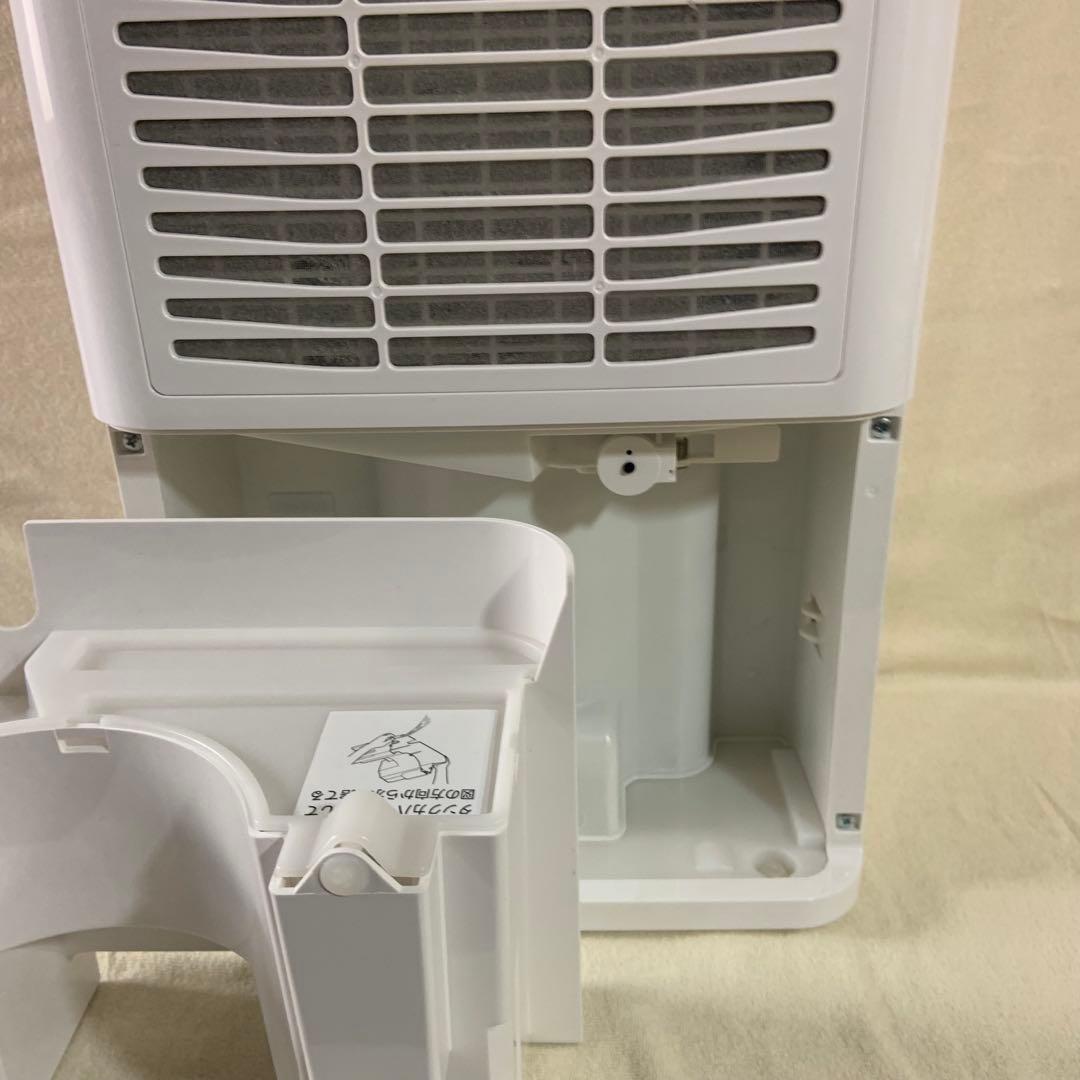 ★美品★アイリスオーヤマ　除湿機 コンプレッサー式 DCE-6515　21年