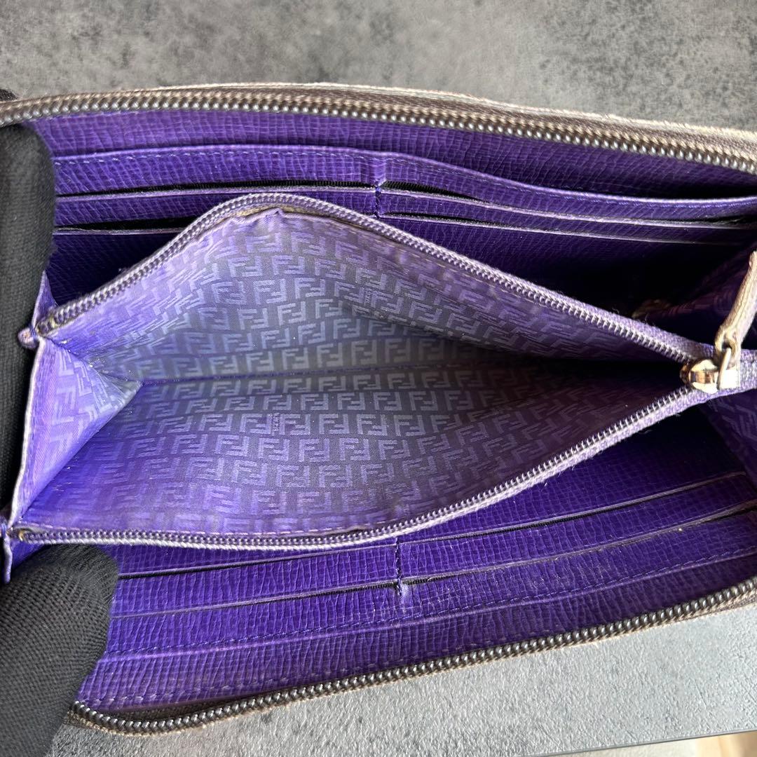 FENDI ズッカ柄　長財布 ラウンドファスナー　ラウンドジップ 内側パープル