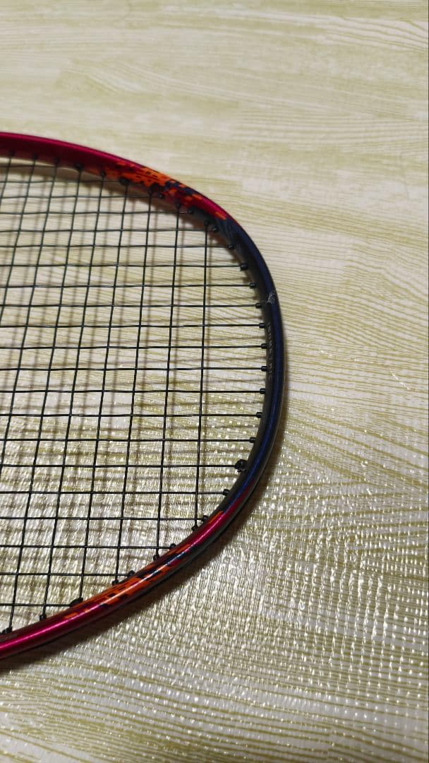 YONEX ナノフレア700バドミントンラケット 布ケース付