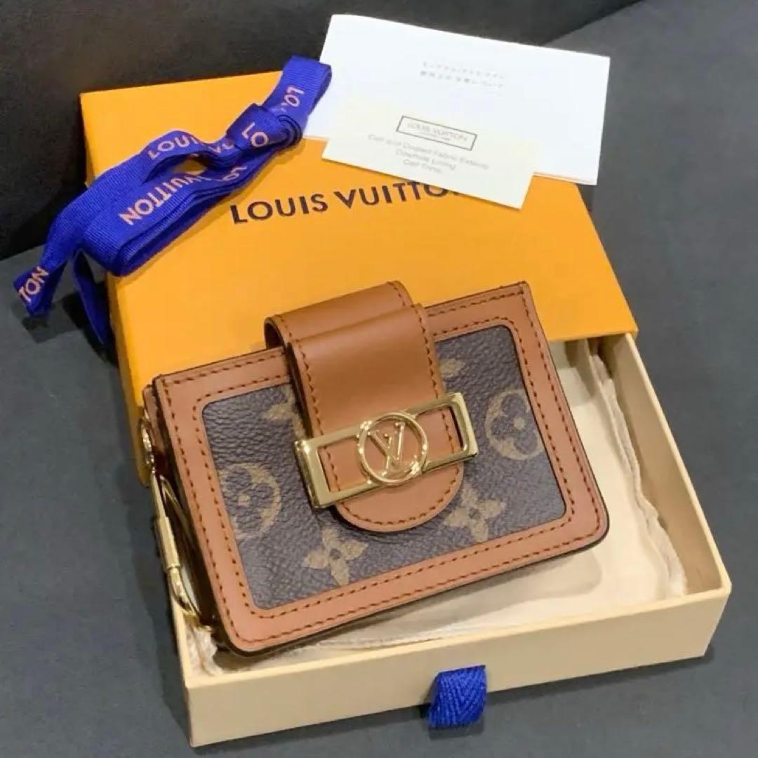 VUITTON ドーフィーヌ ミュルティカルト カードケース M68751