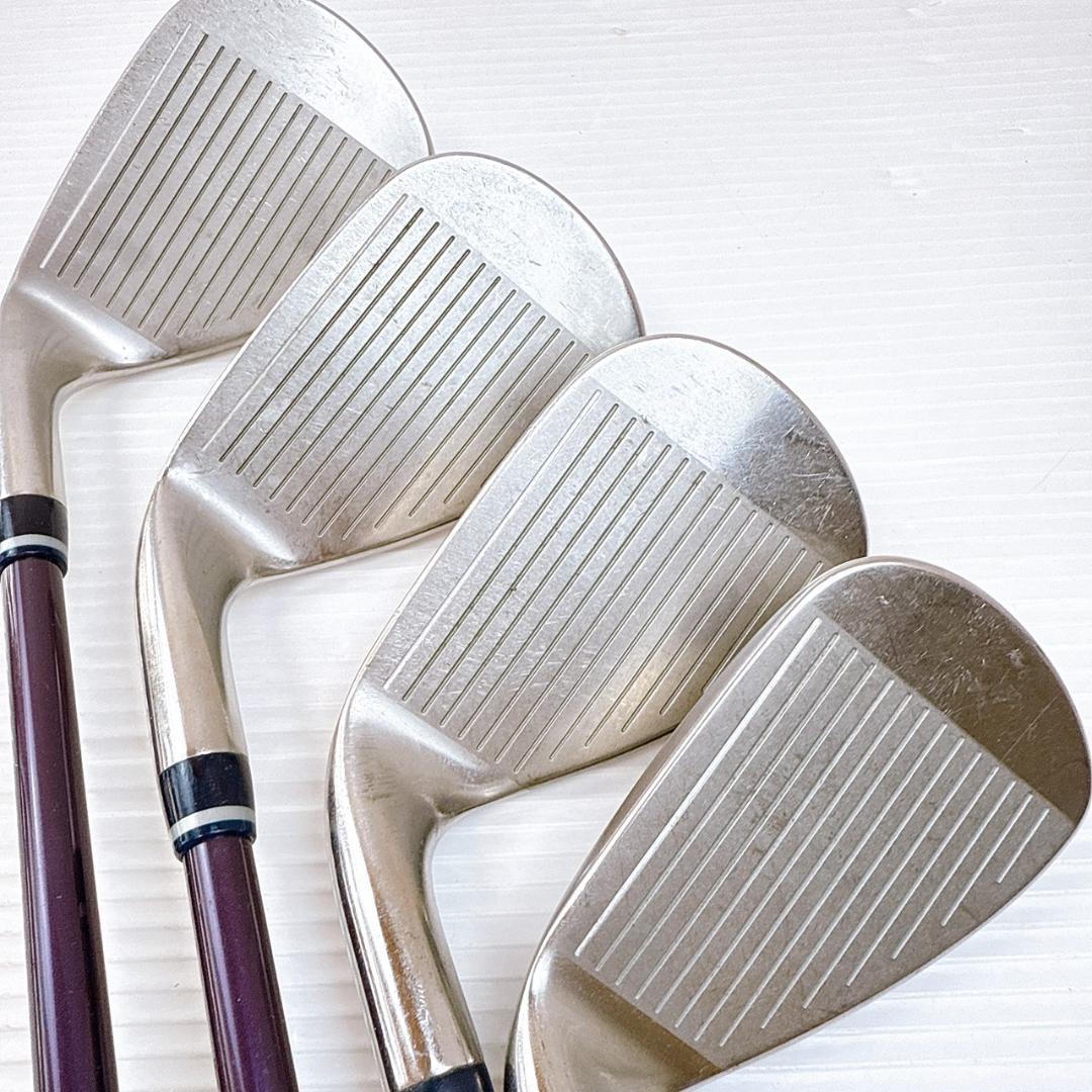 オノフ　レディース　アイアンセット　2014年式　8本　純正カーボン（A）