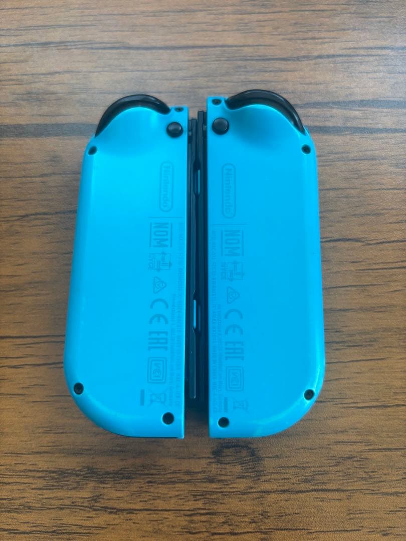 2017年製　Nintendo Switch 本体