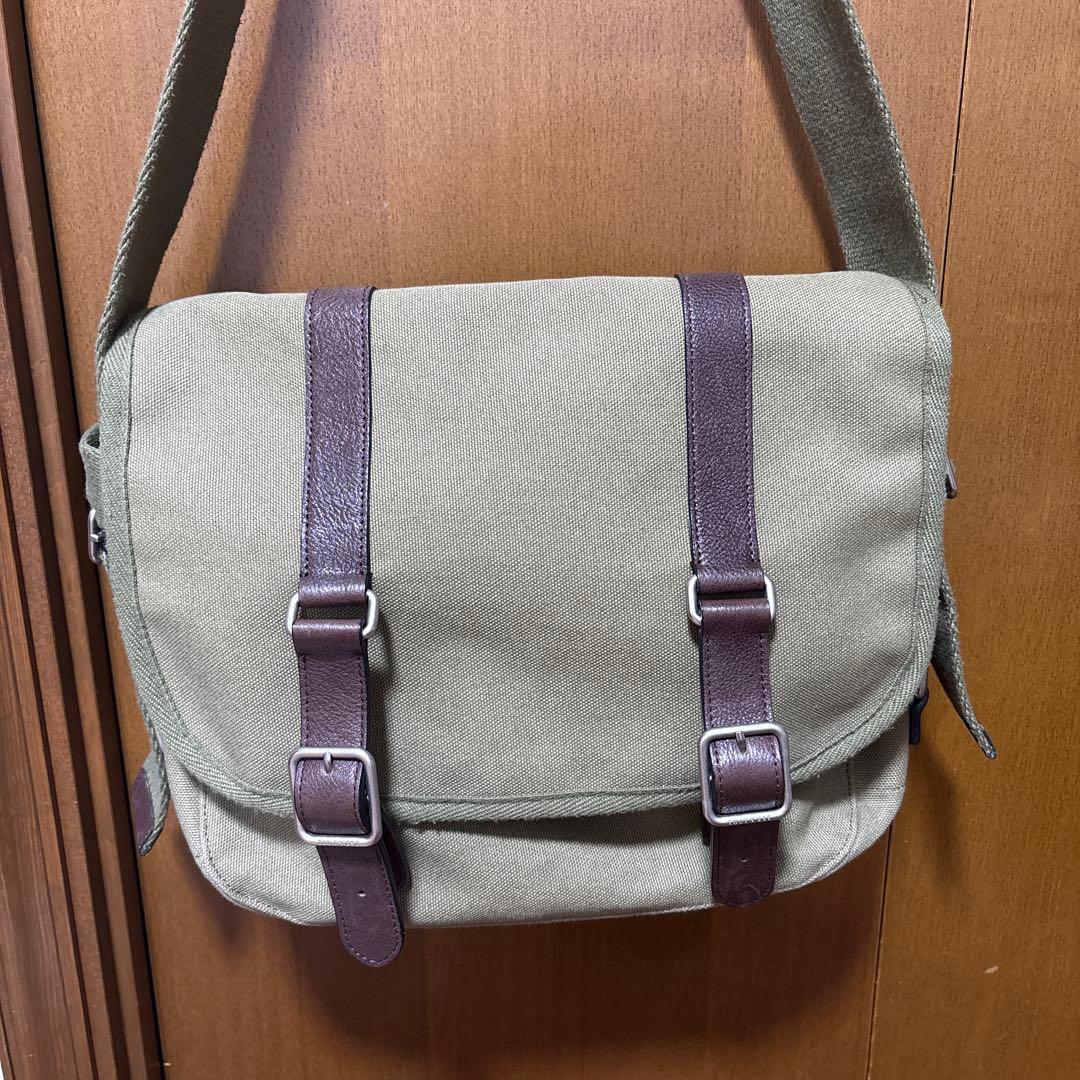 トゥティエ SAC BOUT SMALL カーキ