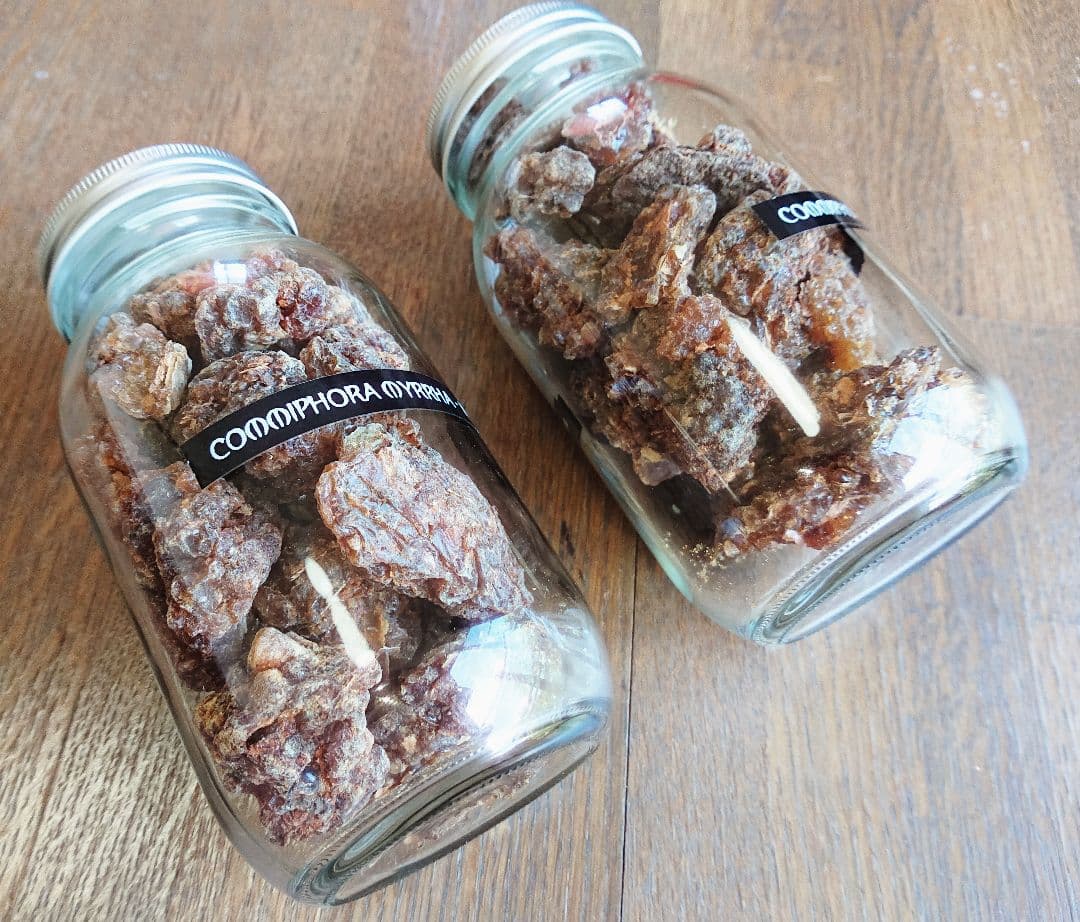 Myrrh SOMALIAコミフォラ ミルラ 没薬 天然樹脂香 [大きな樹脂岩]