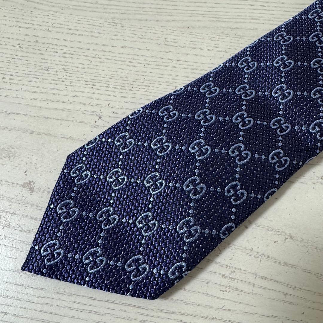 【新品同様】GUCCI グッチ ナロー　ネクタイ　ネイビー　GG ナロータイ
