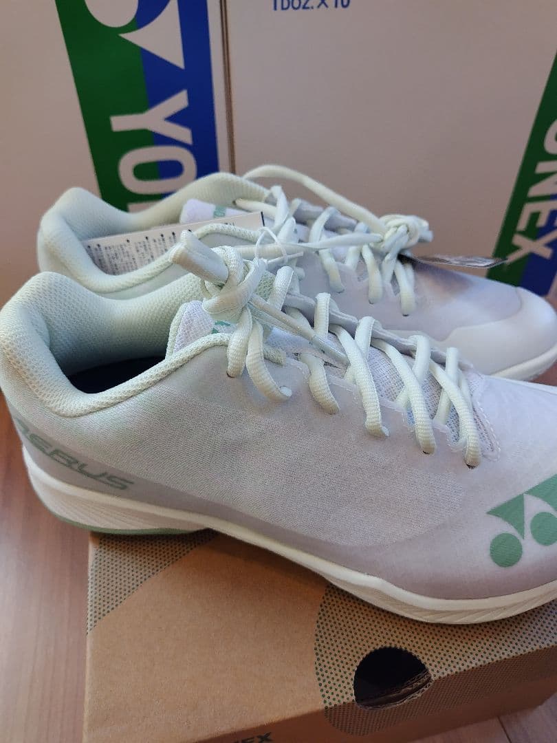 YONEX　バドミントンシューズ　エアラスZワイド　W/グリーン　25.5