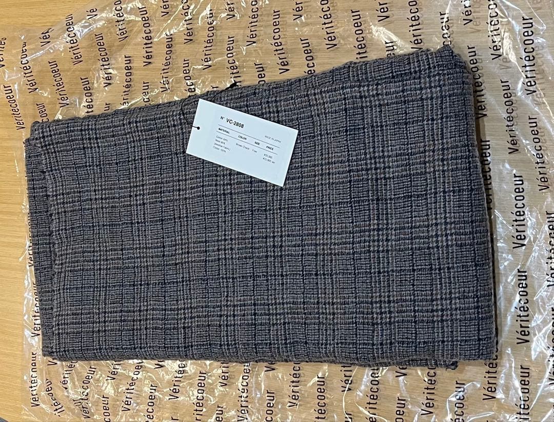 Veritecoeur グレンチェックストール　新品