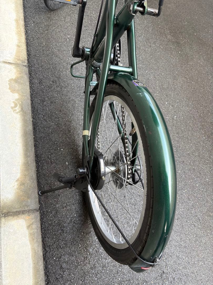 折りたたみ自転車　カーキ