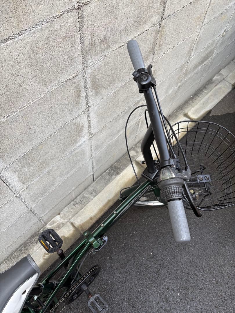 折りたたみ自転車　カーキ