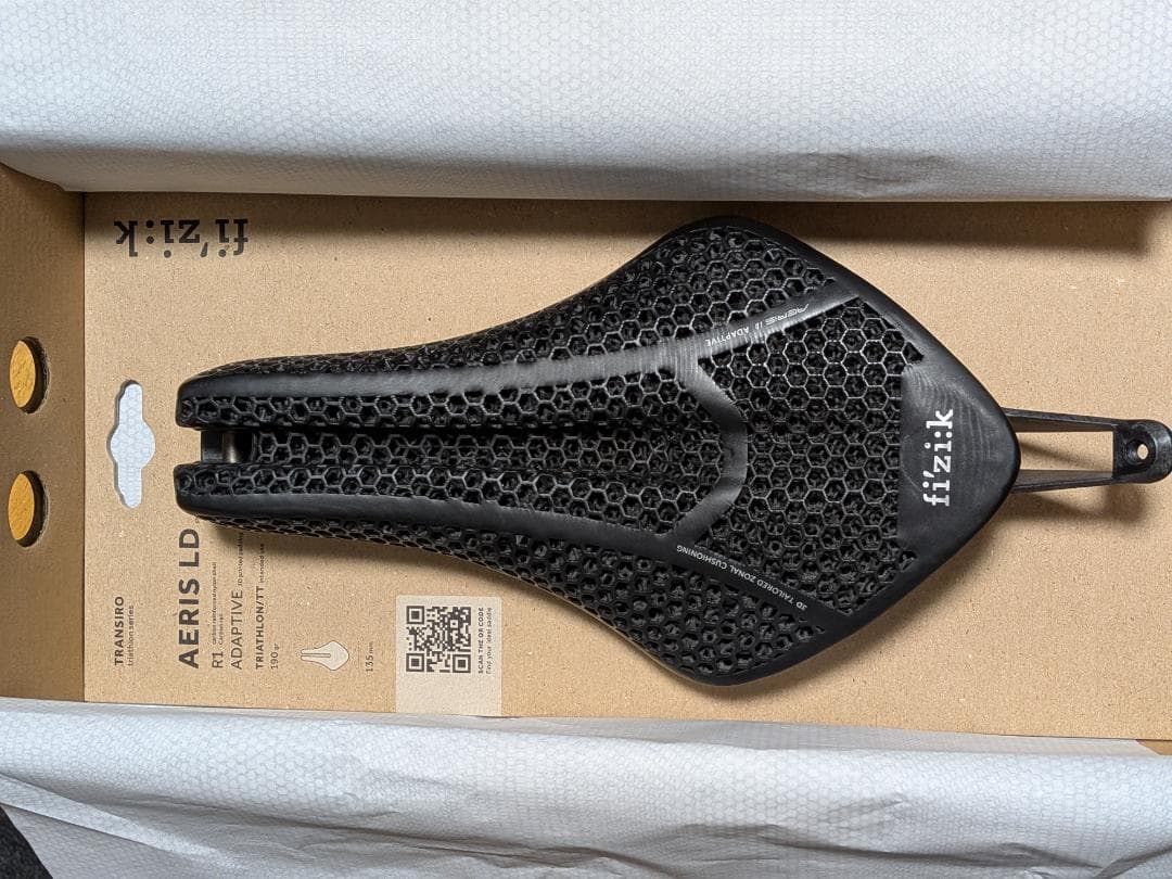 a*t様 フィジーク TRANSIRO AERIS LD R3 ADAPTIVE