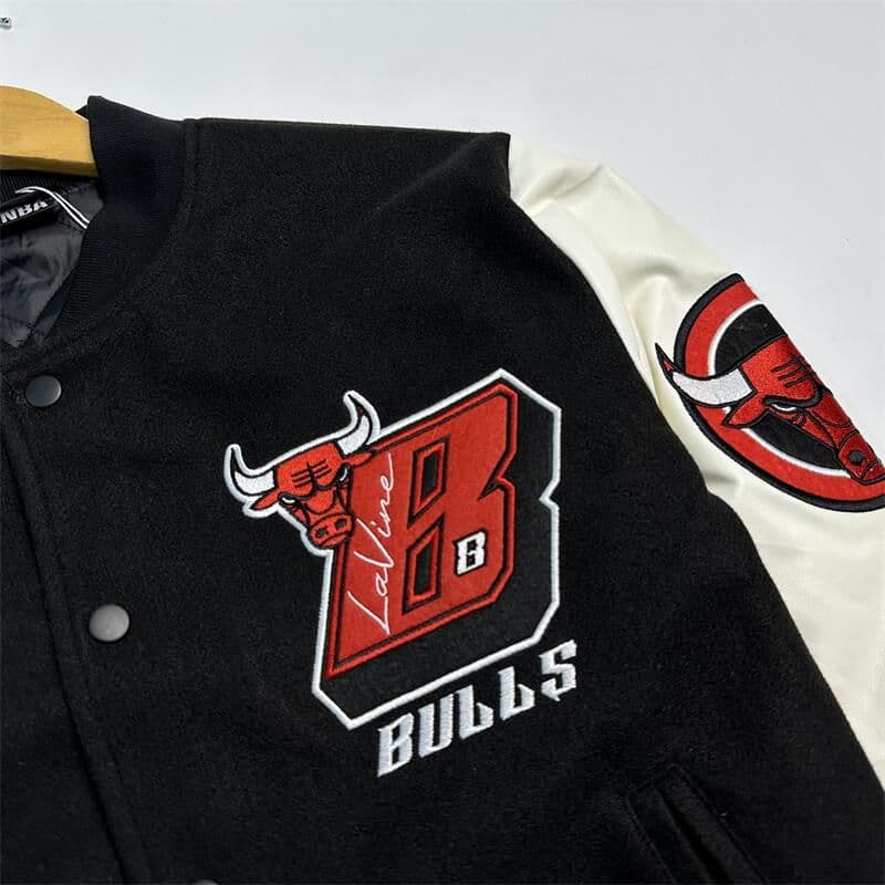 NBA シカゴ ブルズ ラビーン 刺繍ロゴ 袖PUレザー スタジャン XL
