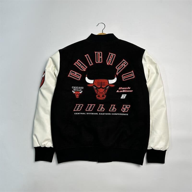NBA シカゴ ブルズ ラビーン 刺繍ロゴ 袖PUレザー スタジャン XL