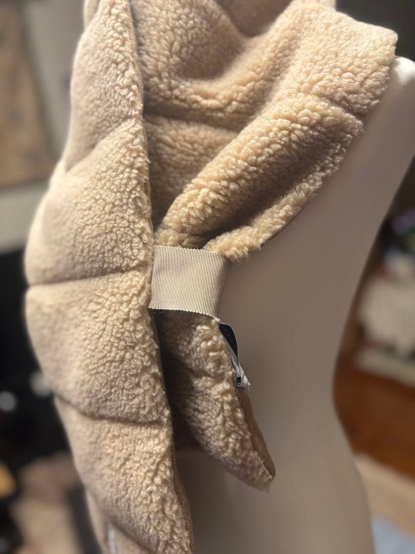 MONCLER モンクレール ボア ダウンマフラー ベージュ