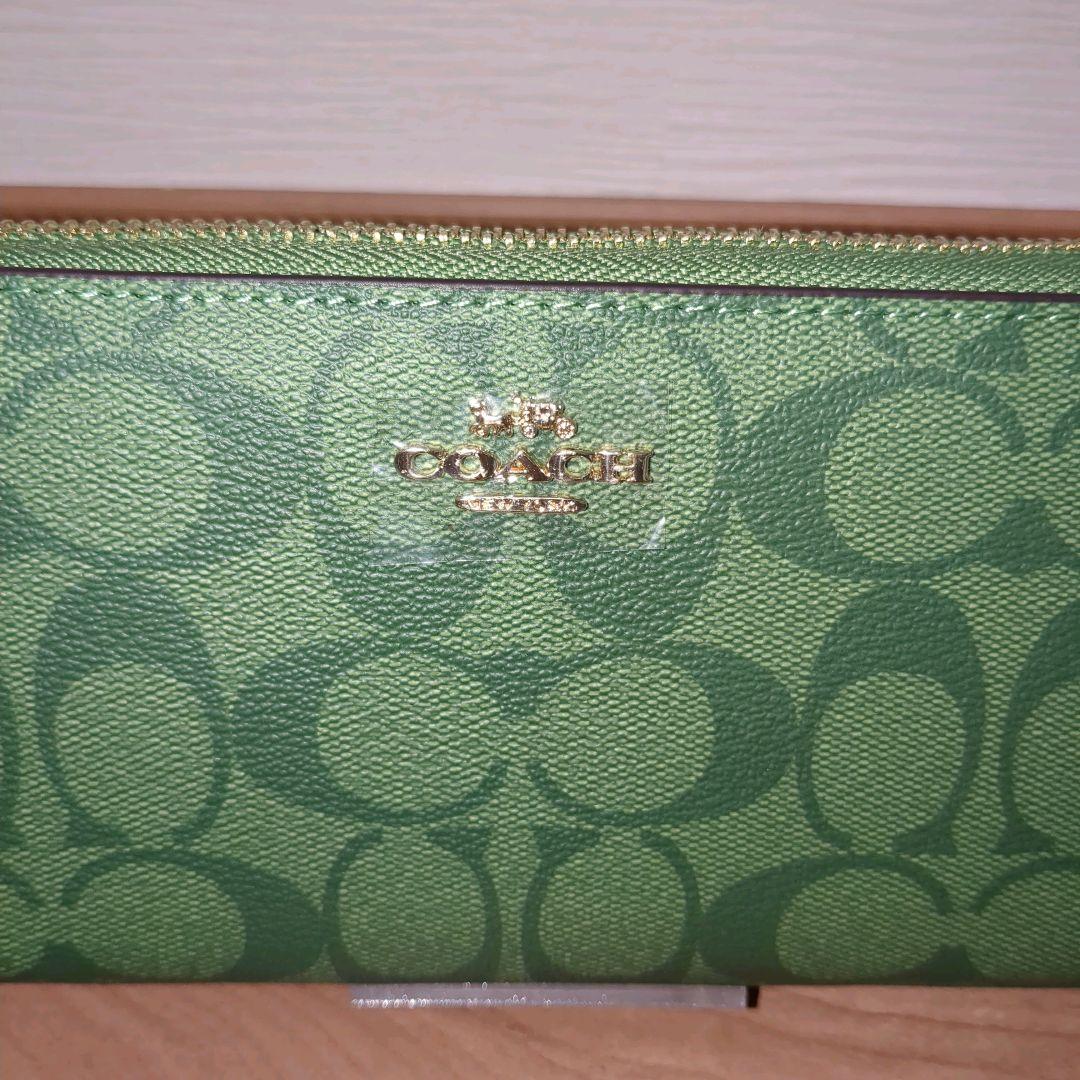 【新品】COACH アウトレット コーチ シグネチャー 長財布 グリーン 贈り物