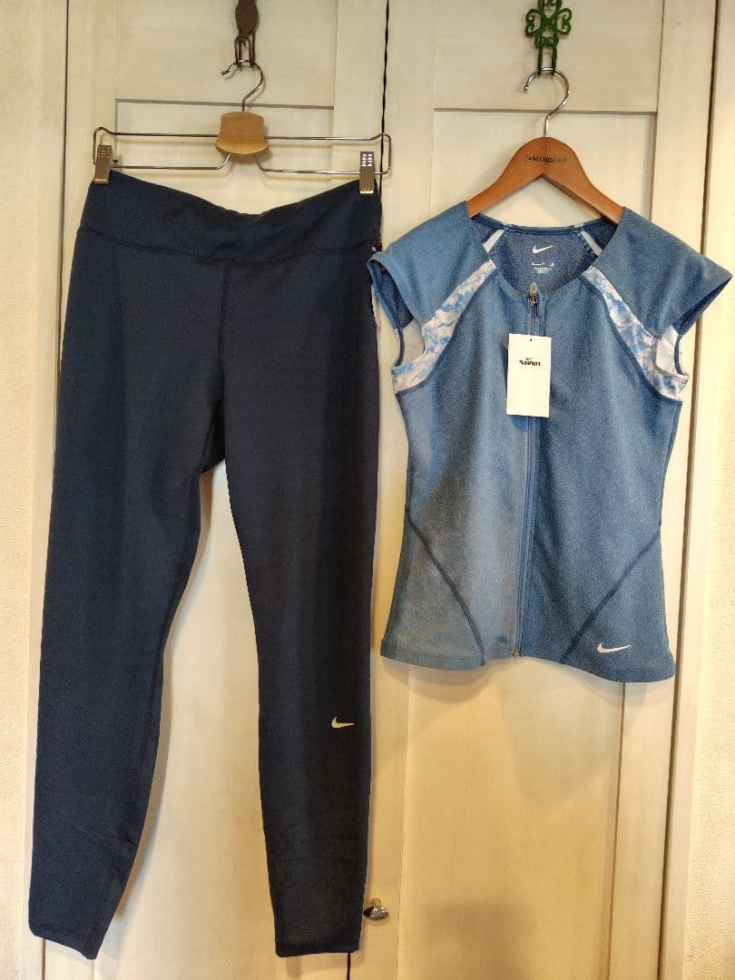 【新品未使用】ナイキ（NIKE）フィットネス水着　セパレートロングスパッツLL