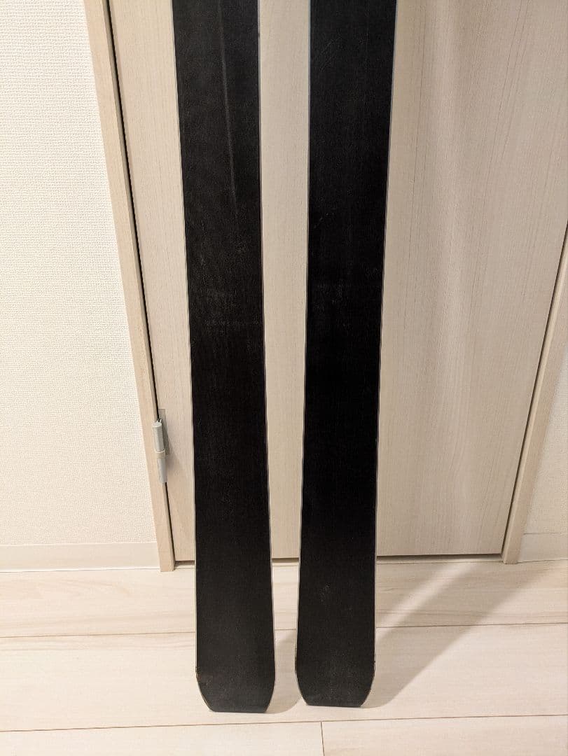 Black Crows Ova 170cm（板のみ）