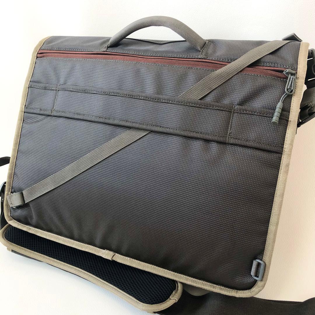 【極美品】TIMBUK2 PC収納 メッセンジャーバッグ グレー 希少廃盤モデル