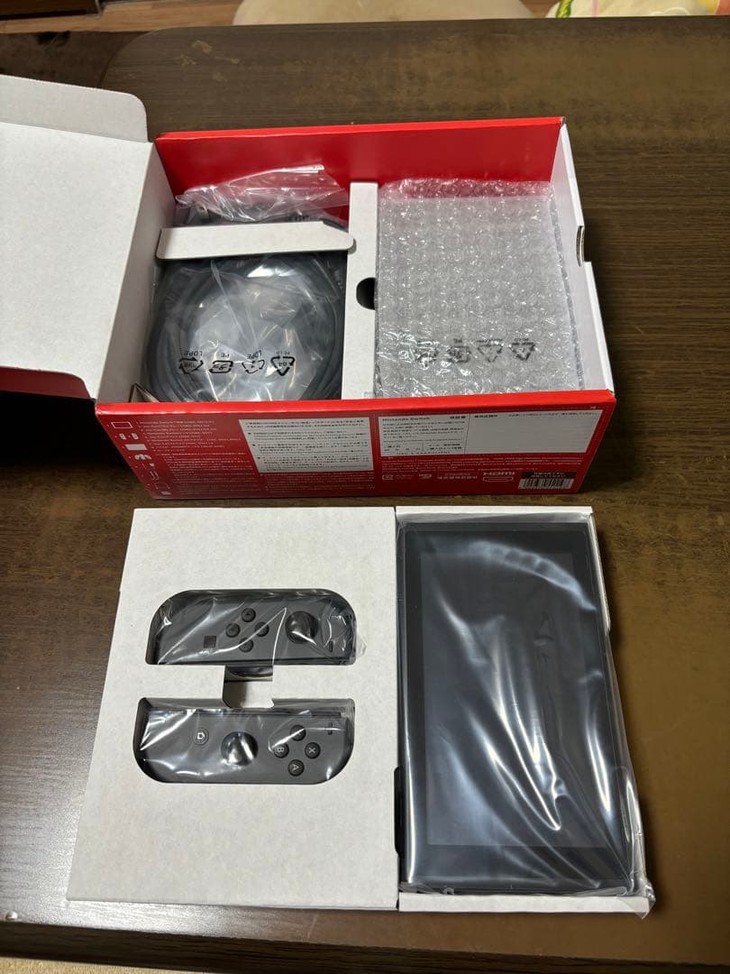 新品Nintendo Switch 本体 グレー