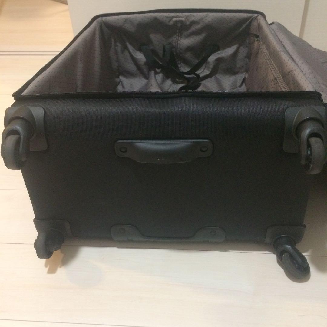 超軽量スーツケース大型 ドイツブランド stratic