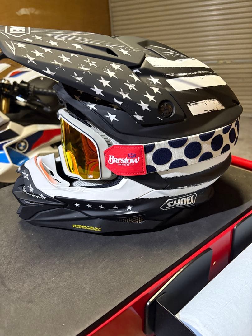 SHOEI ヘルメット 星柄 デザインVFXーWR Lサイズ　100%ゴーグル付