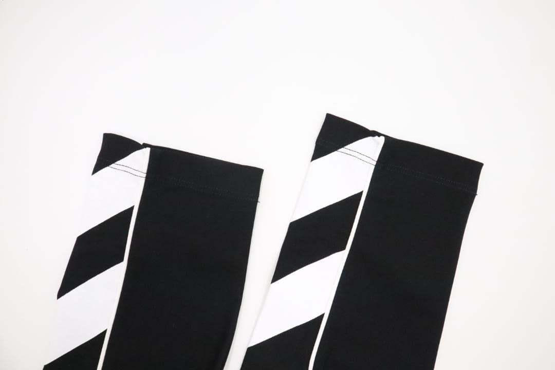 OFF-WHITE オフホワイト アスレチックレギンスサイドライン 46