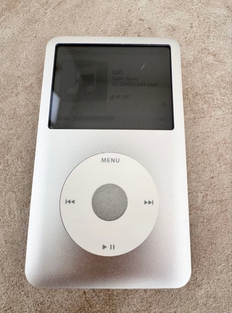 極美品 iPod classic 120GB シルバー 新品バッテリー