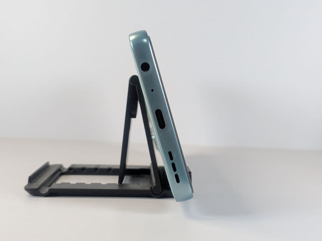 simフリー motorola moto g66j 5G グレーミスト