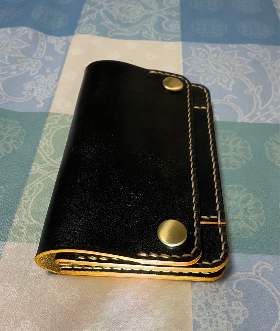 トラッカーウォレット　ミドルサイズ　黒　丘染めブラック