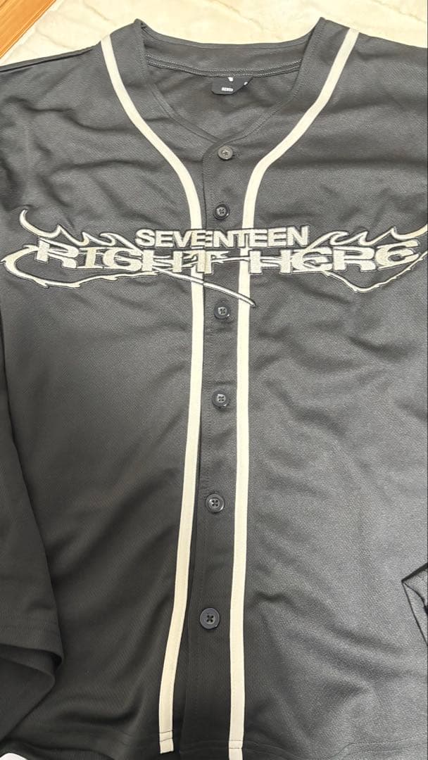 SEVENTEEN RIGHT HERE セブチ エスクプス ユニフォームシャツ