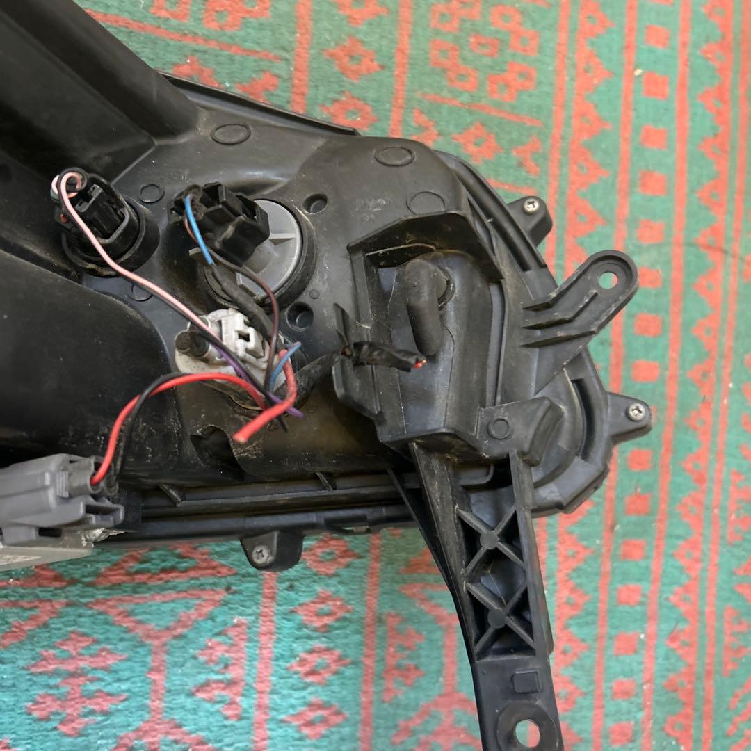 【日産】純正品デイズB21W左右ヘッドランプSTANLEY W1048バラ売り可