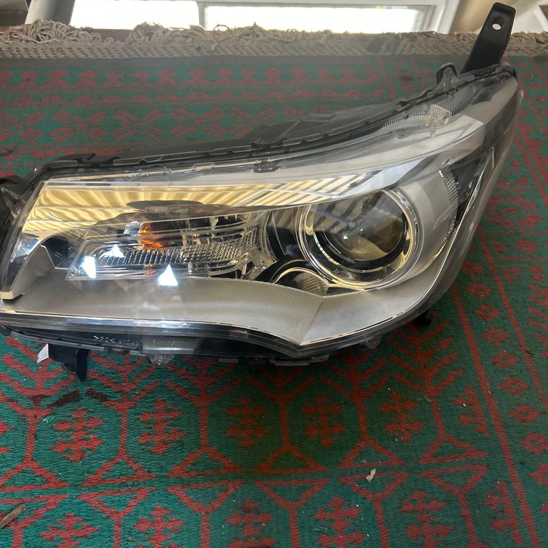 【日産】純正品デイズB21W左右ヘッドランプSTANLEY W1048バラ売り可