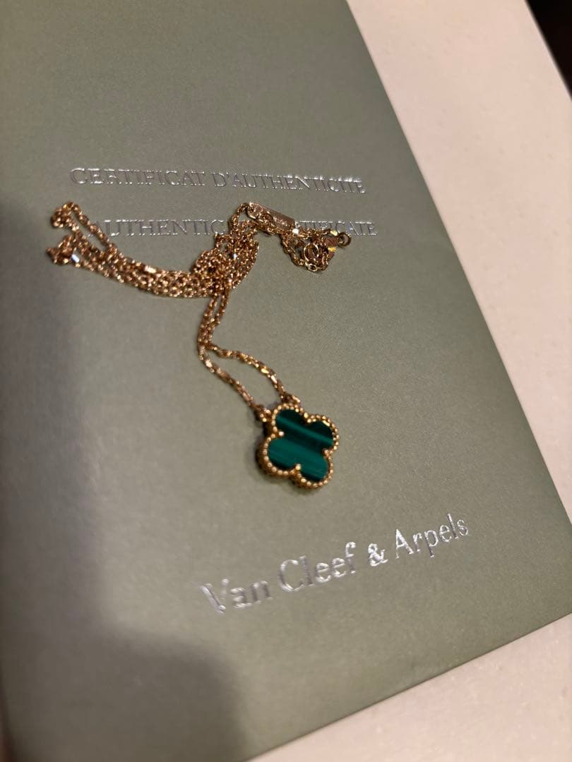 Van Cleef & Arpels クローバーネックレス
