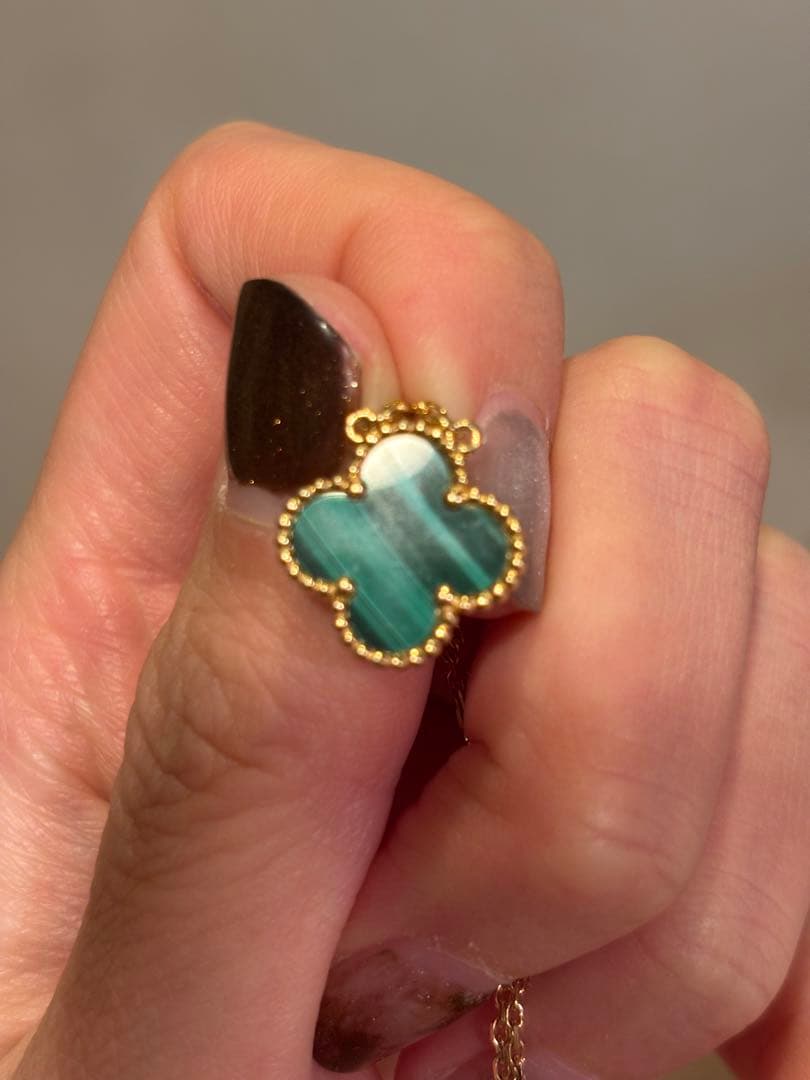 Van Cleef & Arpels クローバーネックレス