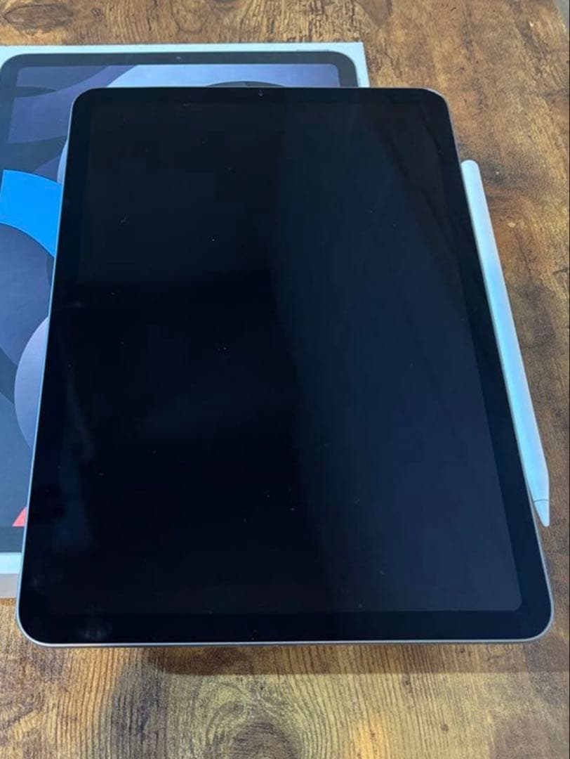 極美品 iPad Air 第4世代 64GB スペースグレイ 本体 ケース付 黒