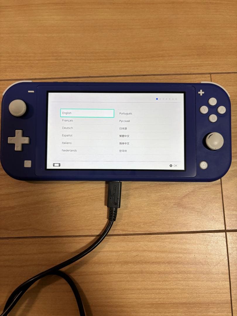Nintendo Switch Lite ブルー 本体 ACアダプター箱付き