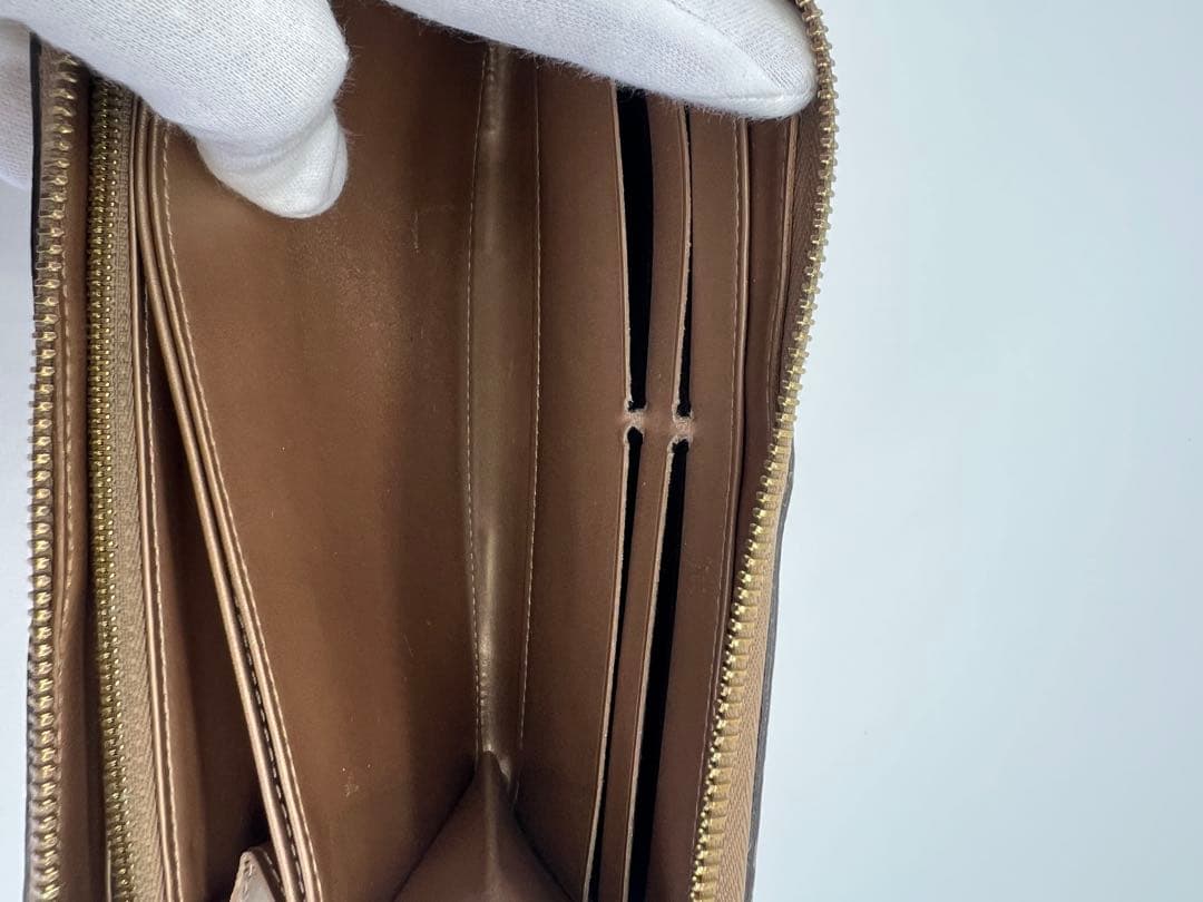 ルイヴィトン　ヴェルニ　ジッピーウォレット　財布