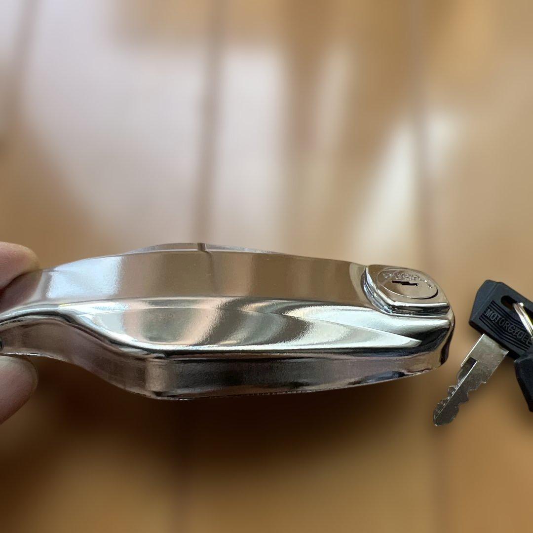 sr400用　初期型　タンクキャップ　キー2本付き