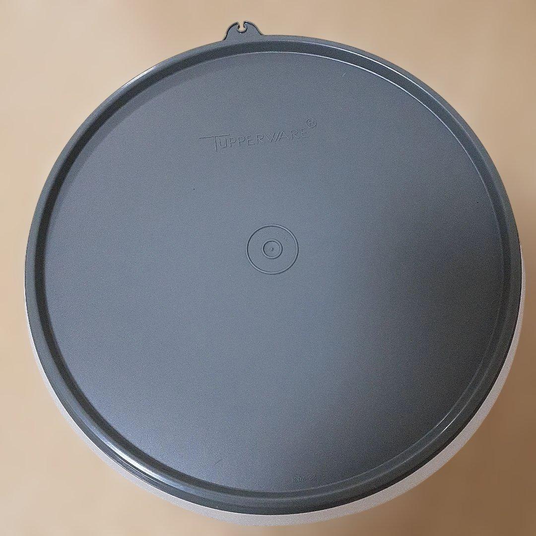 タッパーウェア(大)　長方形·丸形　 2コセット