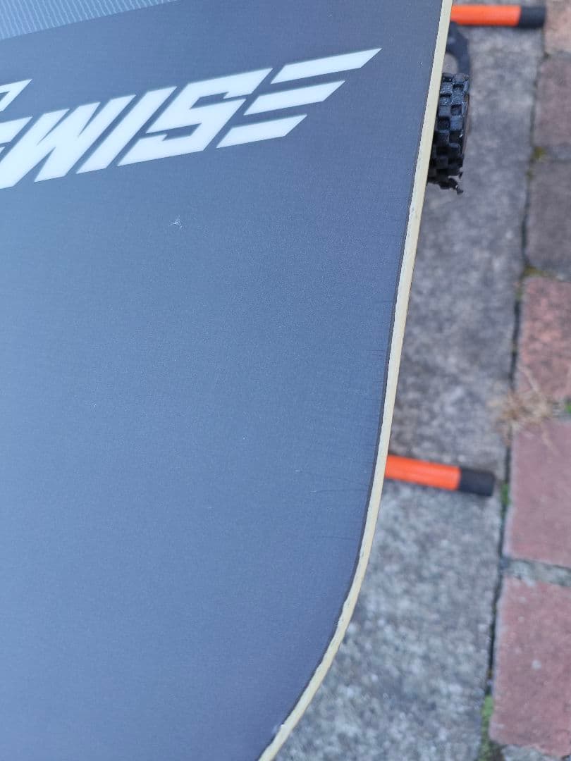 22-23sims BWB JAPAN LTD150 スノーボード板　シムス